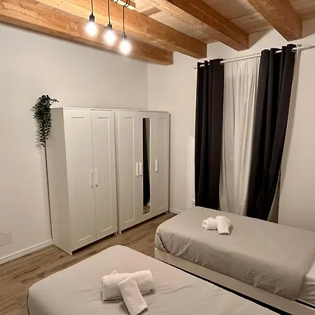 New House - Garden Park Bbq Монфальконе